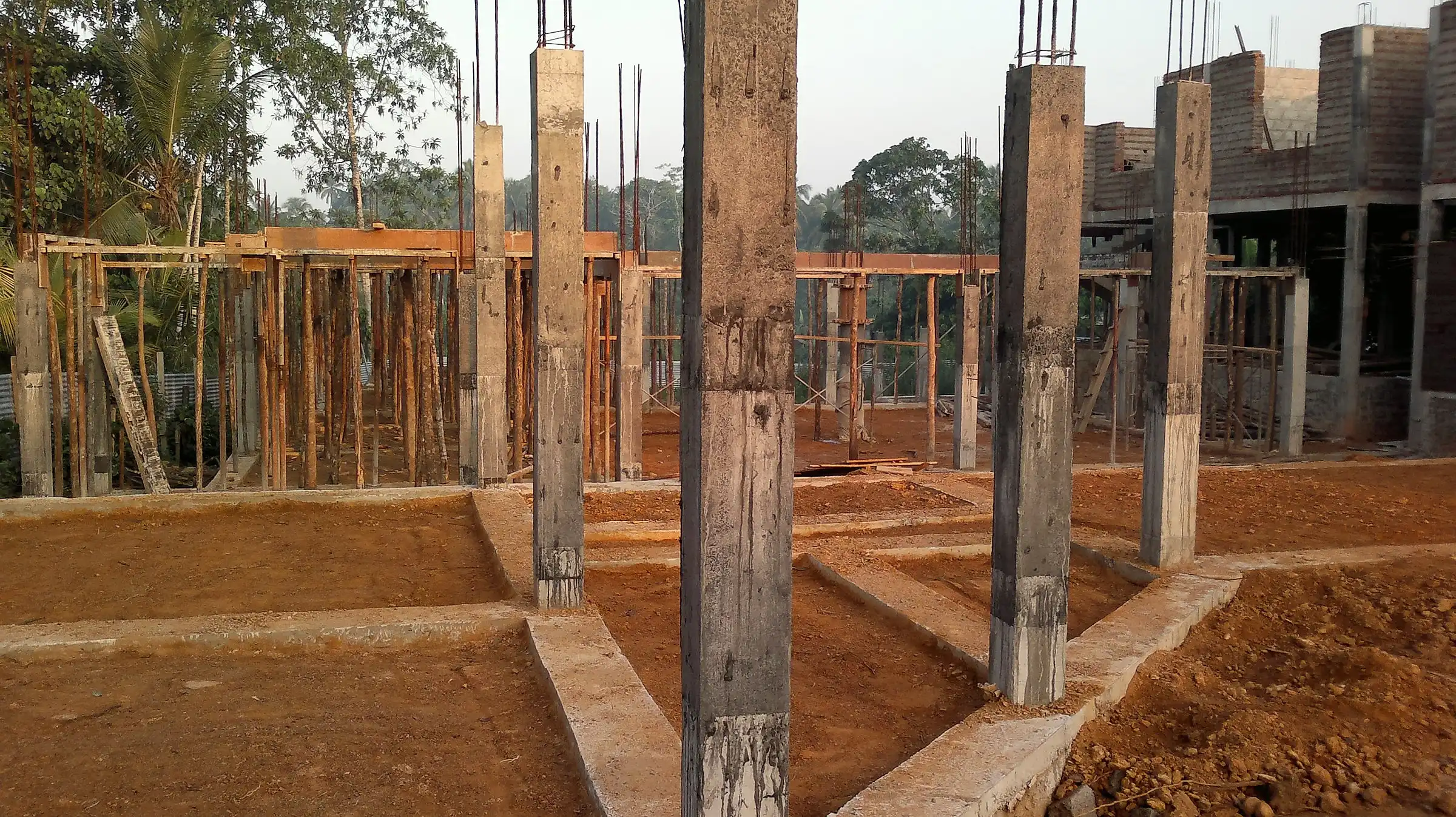 Construction status, photo 63