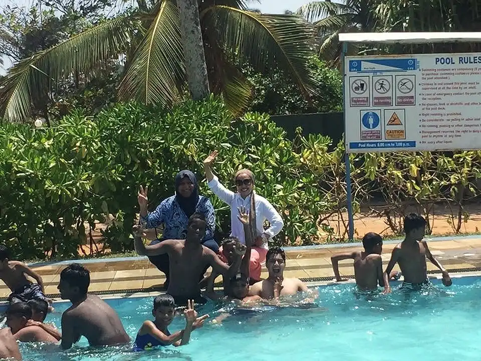 Dian Alyan's visit and a day at Laya Beach, photo 15