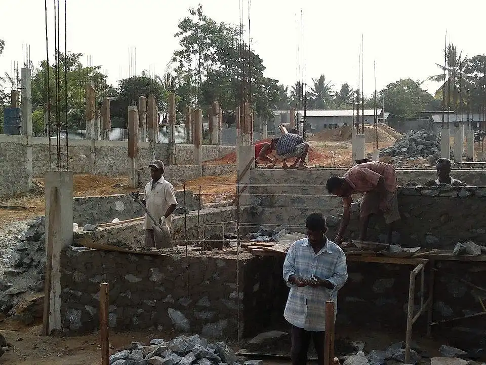 Construction status, photo 56